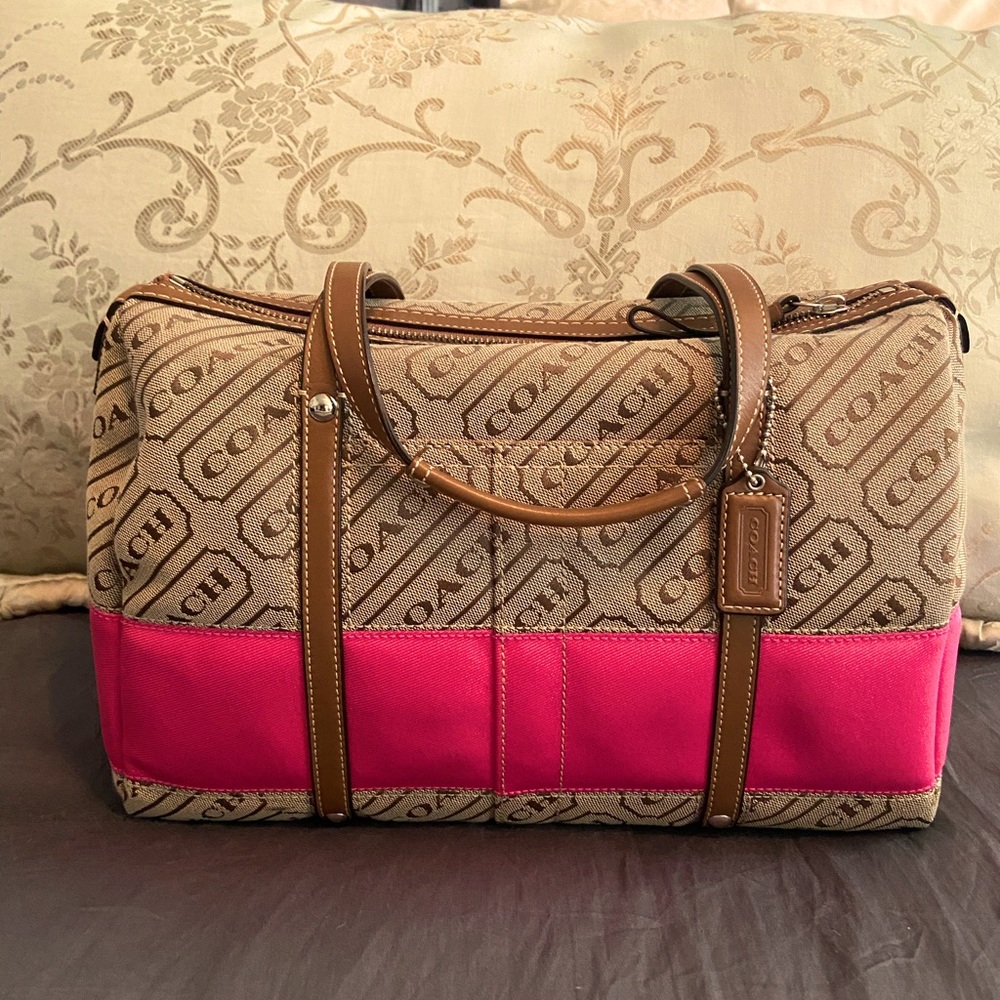 Brand new w/out tags Coach Women’s Brown Signature Pink Stripe Canvas Satchel